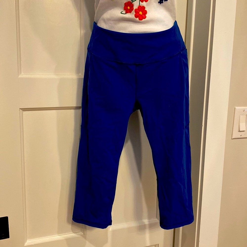 Carrie Underwood workout capri